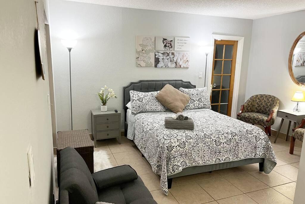 Villa Amazing & Cozy Duplex Near Zoo Miami ! Exterior foto